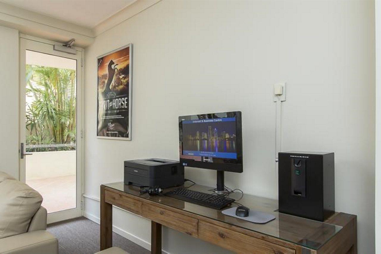 Palazzo Colonnades Aparthotel Gold Coast Exterior foto